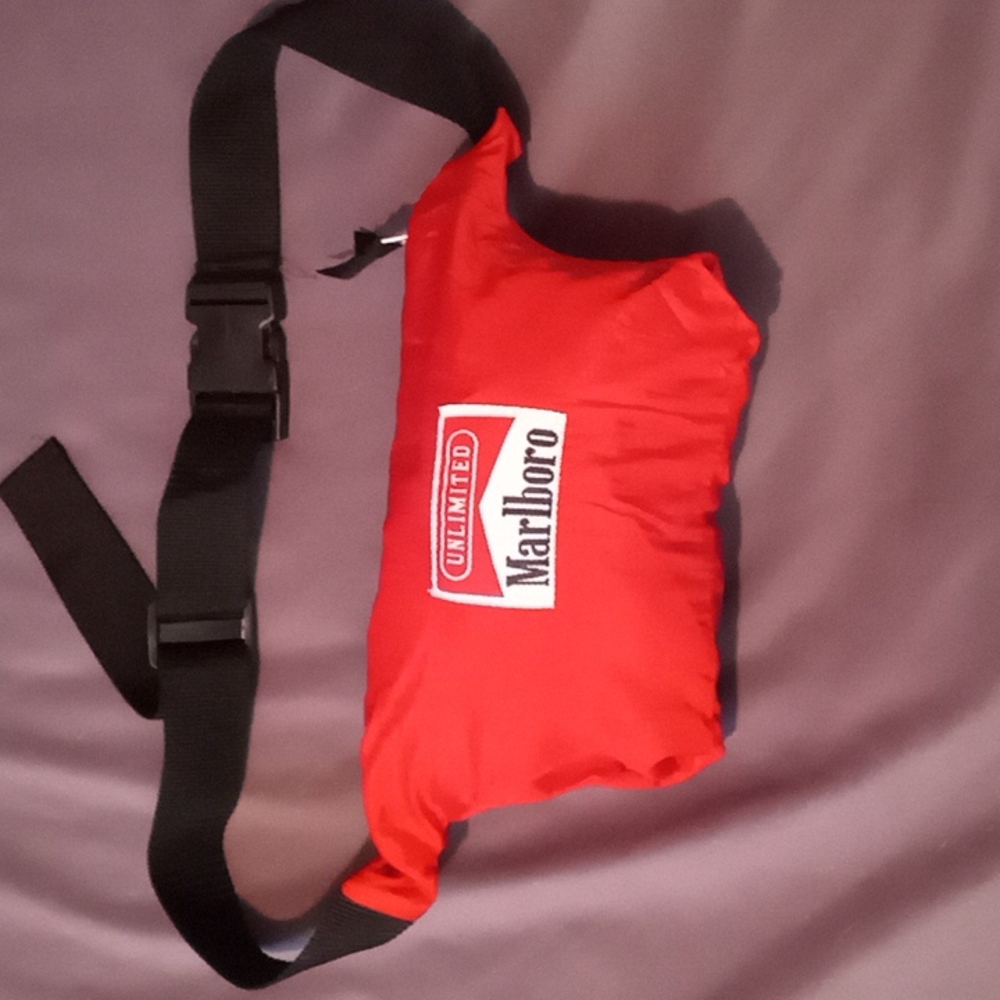 Vintage Marlboro Unlimited Jacket Poncho Windbreaker Large Nylon Pullover